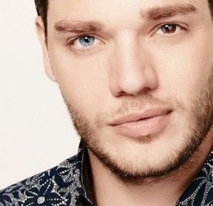 Dominic Sherwood: Bio, Height, Weight, Age, Measurements – Celebrity Facts