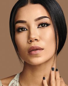 Jhené Aiko: Bio, Height, Weight, Age, Measurements – Celebrity Facts