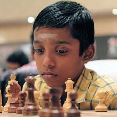 Rameshbabu Vaishali: A Chess Star Making Waves in the World of Chess, Sister  of Praggnanandhaa - SarkariResult